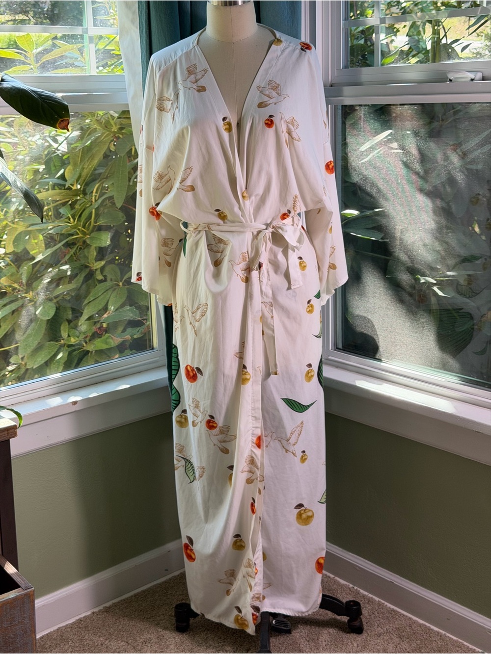 White Long Bird & Floral Print Wrap Kimono
